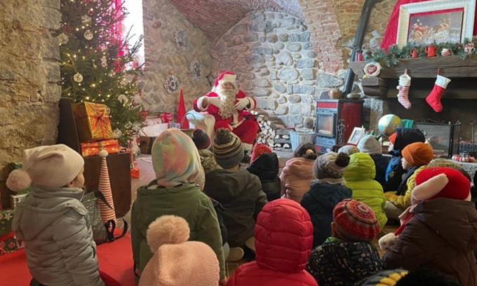 Il Borgo Di Babbo Natale Di Candelo In Onda Su Citofonare Rai Due