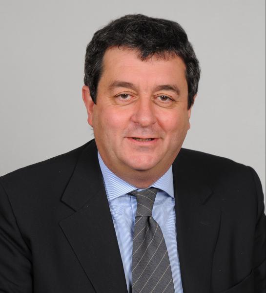 Evasione fiscale, patteggia l’assessore