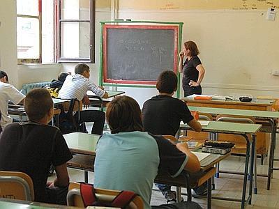 Licei e istituti, riapertura solo dopo le feste natalizie