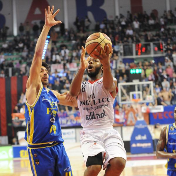 Angelico, passaggio a vuoto. Vince la Fabi 73-63