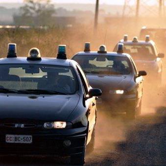 Caccia ai ladri d’auto