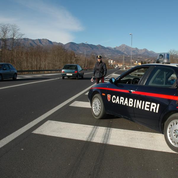 Prima suono poi ti derubo