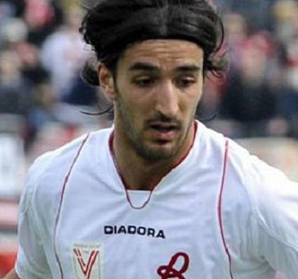 Morte Morosini, anche il calcio piemontese si ferma
