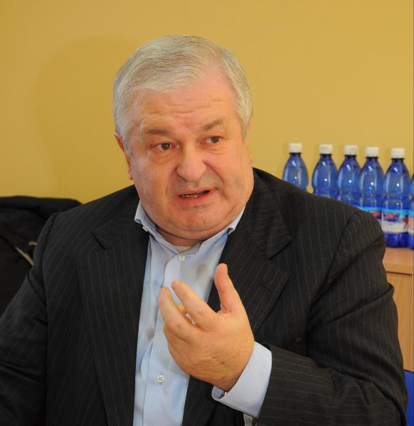 «Gentile licenzi Equitalia»