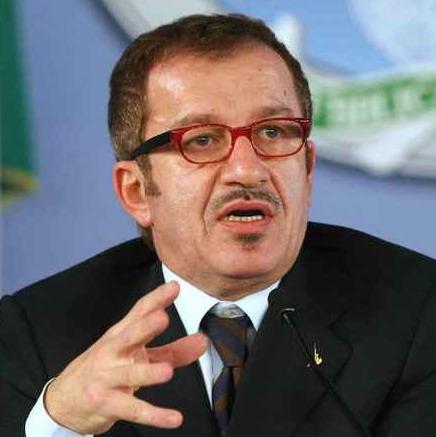 Maroni lancia la Provincia dei Laghi,<BR> senza Biella