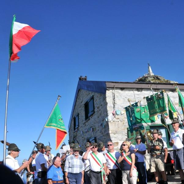Raduno degli alpini al Mombarone