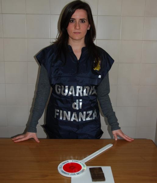 Droga, un arresto