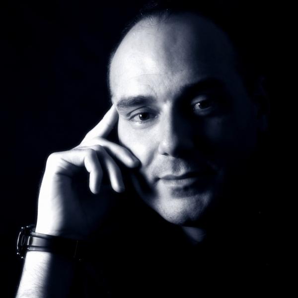 DAGLI USA: EMILIO PASCHETTO