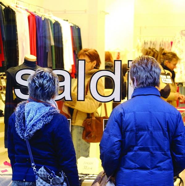 Prima le promozioni, ora i saldi