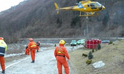 A fuoco i boschi della Valle Cervo