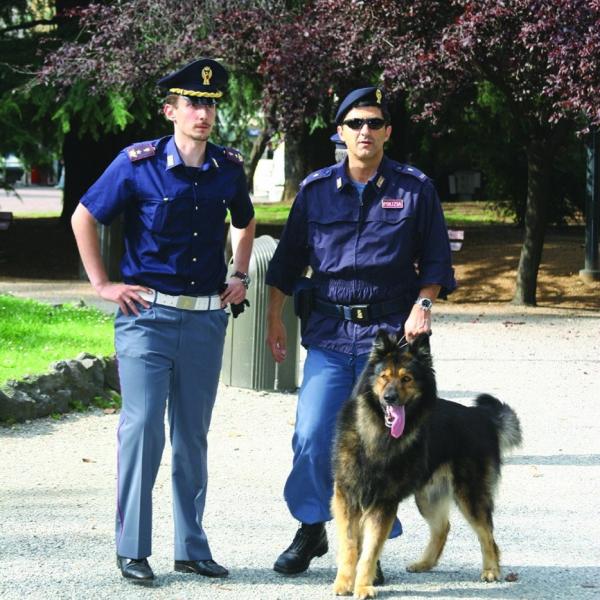 Rapina barbone senza soldi