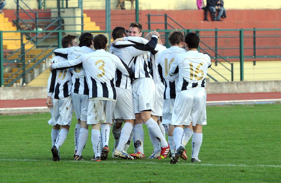 DOPPIO TRAVAINI: la junior torna a vincere