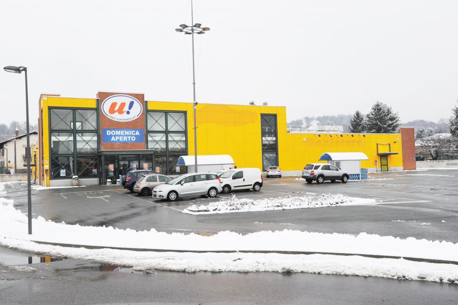 Rapine alla Unes, l’ex direttore patteggia