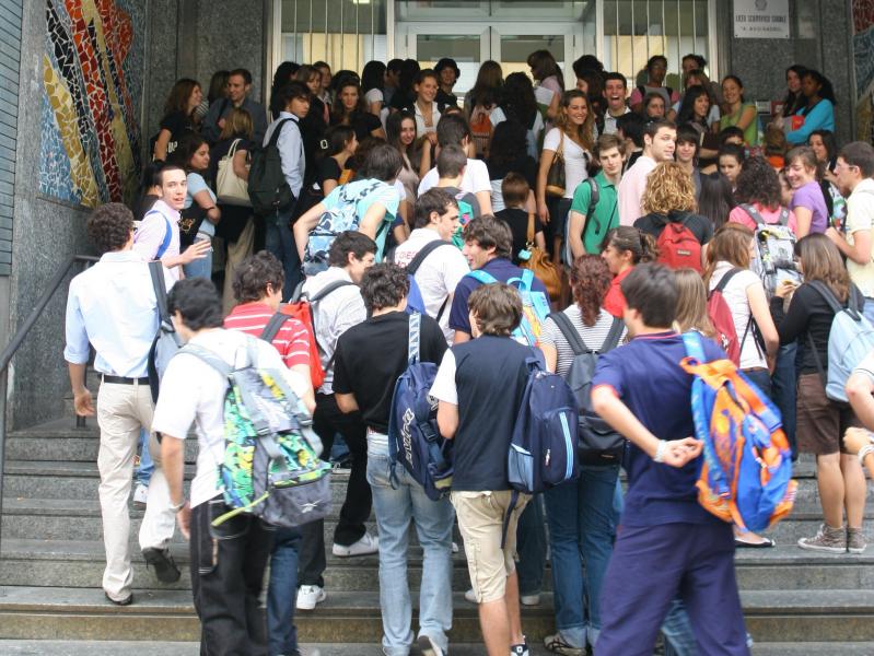Scuole, iscrizioni al via