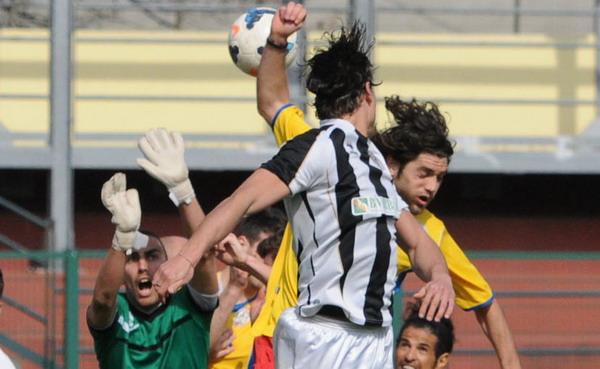 Il derby di Eccellenza finisce in parità: il Ceversama non punisce la Junior