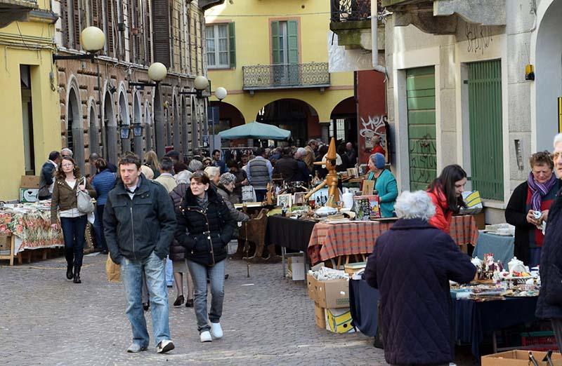 Mercatino Dell'Antiquariato Minore Di Riva