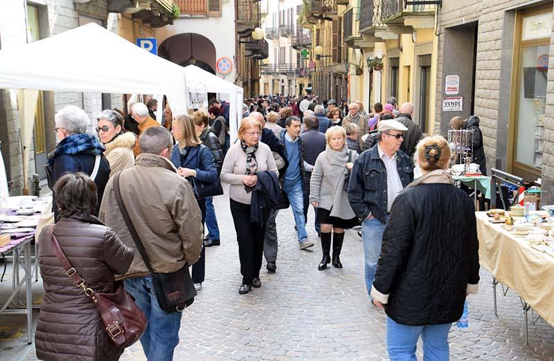 Mercatino Dell'Antiquariato Minore Di Riva