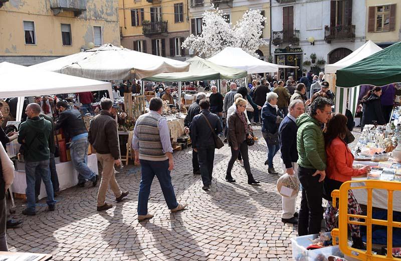 Mercatino Dell'Antiquariato Minore Di Riva