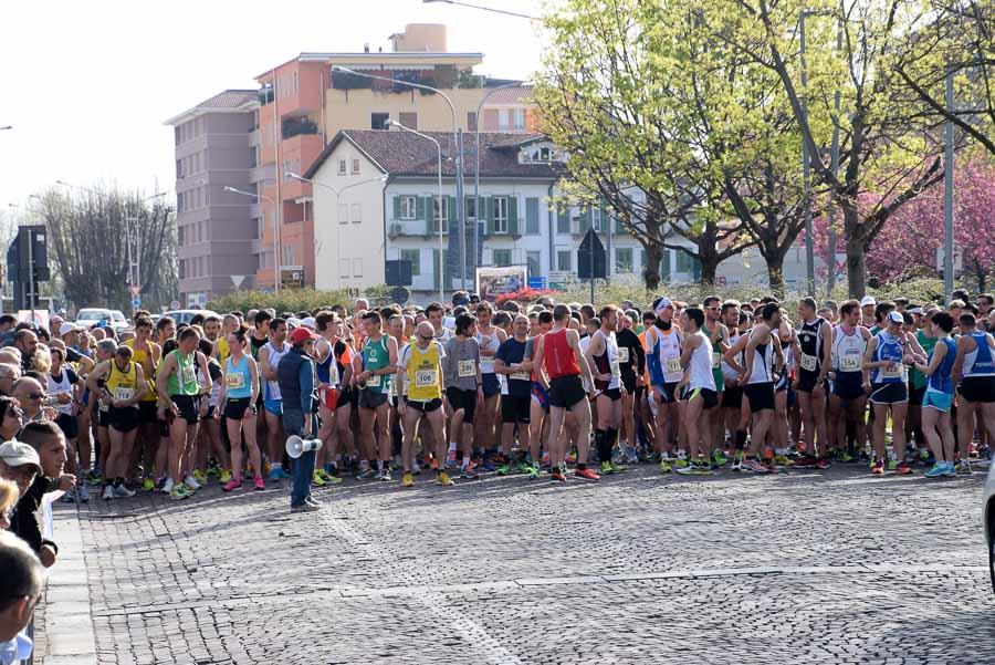 Partenza Gara Podistica Biella-Graglia