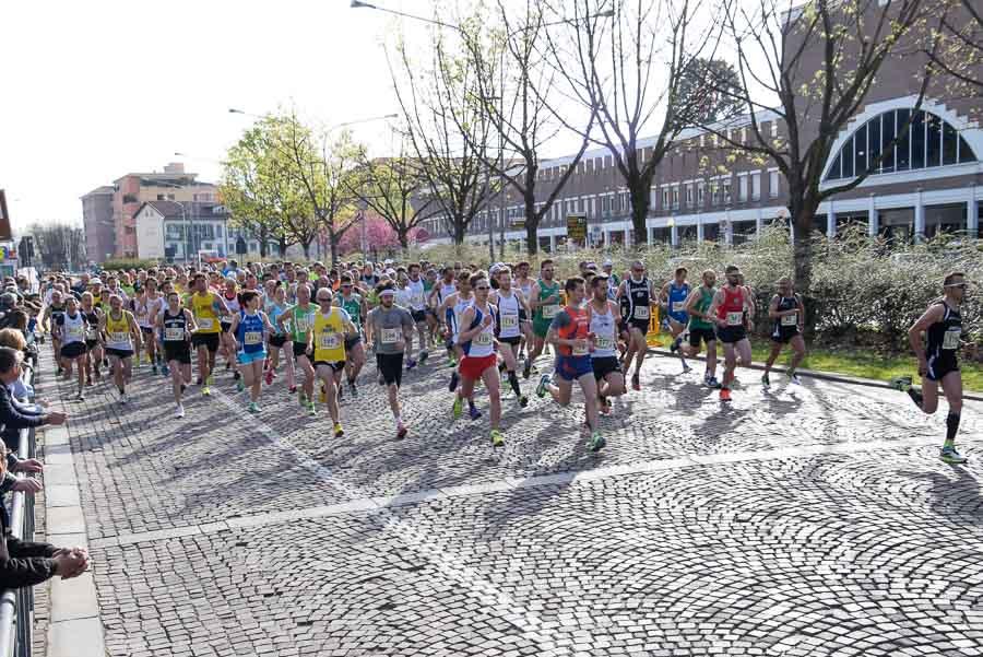 Partenza Gara Podistica Biella-Graglia