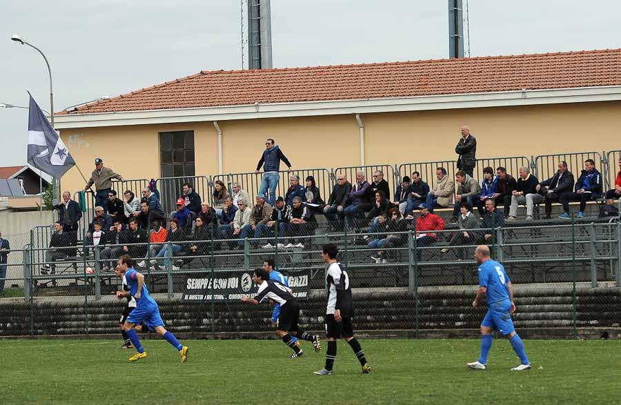 Calcio Promozione Partita Ponderano-Stresa