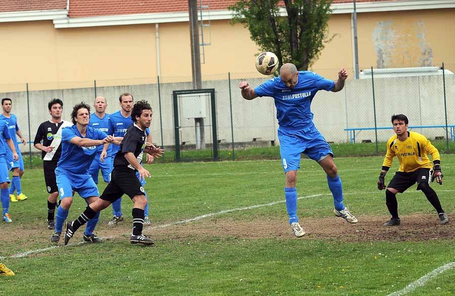 Calcio Promozione Partita Ponderano-Stresa