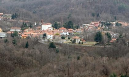 Piatto in piazza tra Vespe e gospel