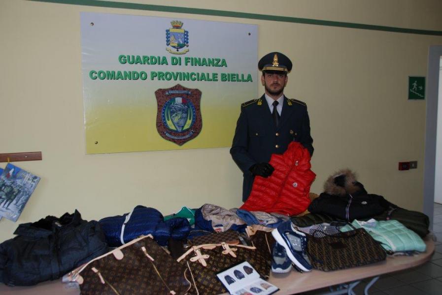 Capi d’abbigliamento contraffatti