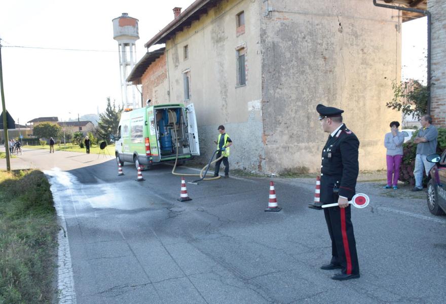 Muore nell’auto contro un muro
