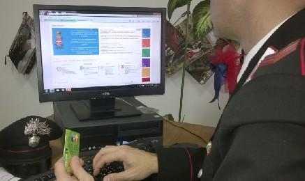 Truffati sul web per 5.400 euro