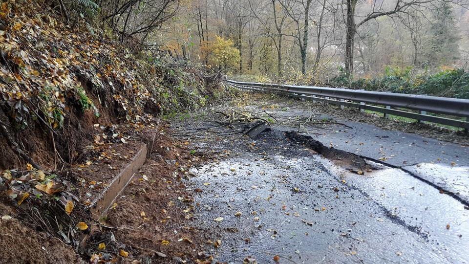 Maltempo nella notte, diversi interventi dei Vigili del Fuoco