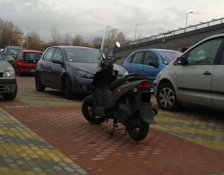 Quei posti disabili presi d’assalto