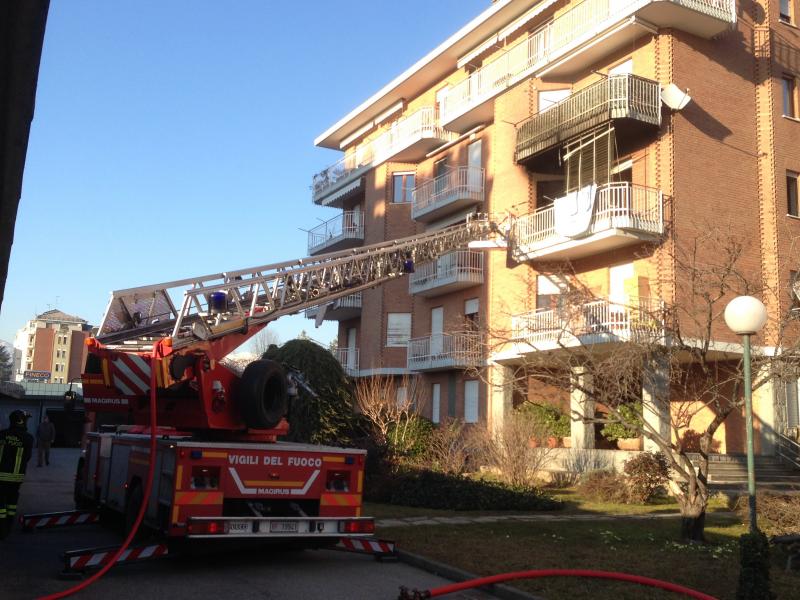 Incendio e incidente in viale Macallé