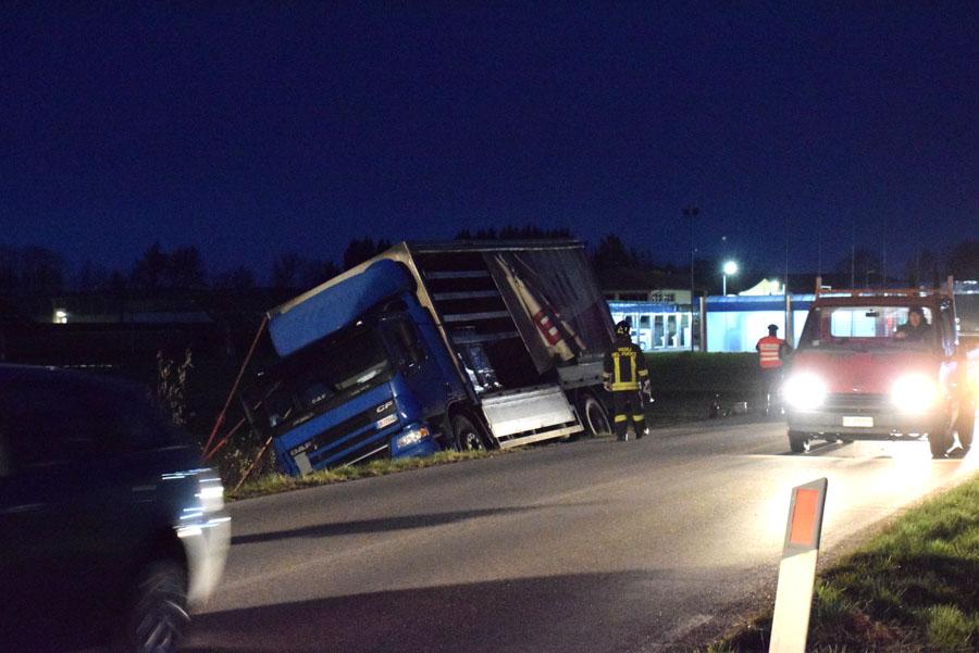 Camion Fuoristrada A Brusnengo