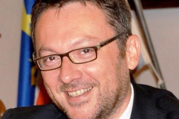 «Sert via»: prima grana per Bonelli