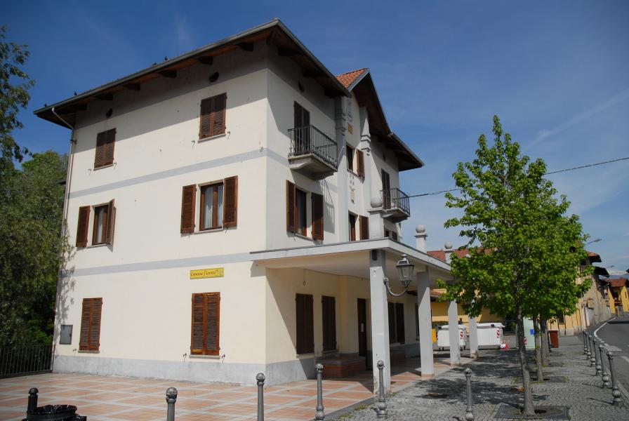 Benna inaugura la nuova casa dell’acqua