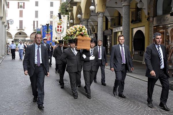 L’addio di Novara a Sebastiano Vassalli