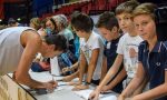 L'abbraccio dei tifosi alla nuova Angelico: in 500 all'open day al Forum