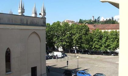 Piazza Duomo, abbattuti i platani