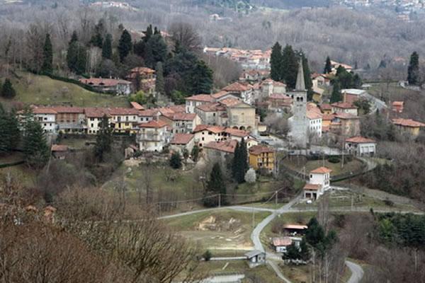 Bioglio, demolito l’ex Educandato