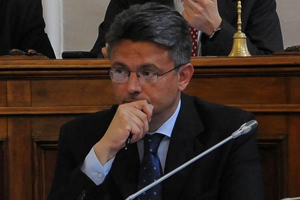 «Ecco perché esternalizziamo gli asili»
