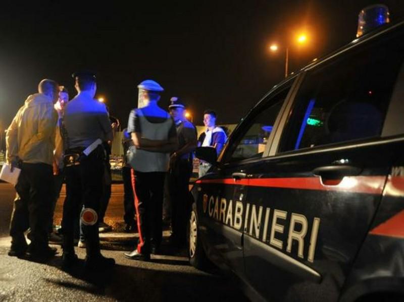 Pestato a sangue per strada: due denunciati