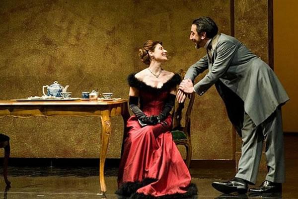 A Cossato va in scena il noto ‘marito’ di Wilde