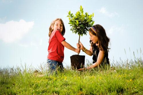 Festa degli alberi a Zubiena con i bambini