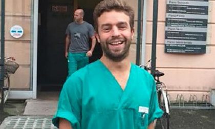 Un medico biellese opera i feriti di Parigi