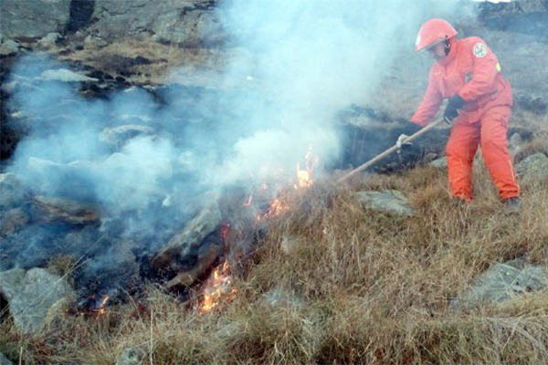 Ancora incendi nel Biellese: brucia la Valle Elvo