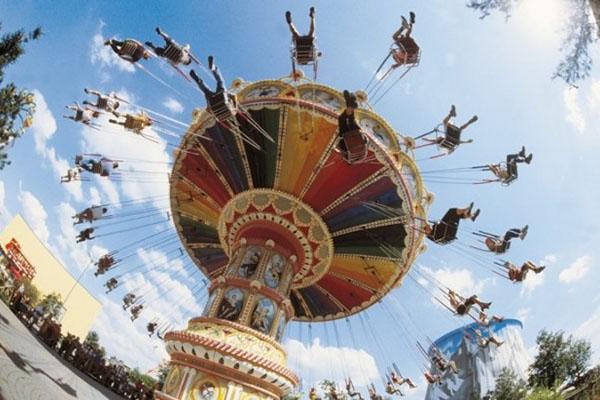 Il luna park ce l’ha fatta: autorizzate le giostre a Cavaglià