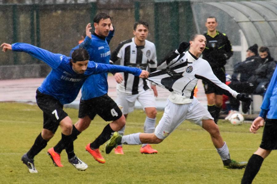Calcio, Junior Biellese cede in casa. Derby in Promozione, vince Cavaglià. A Ponderano finisce 4-4!