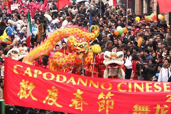 I cinesi festeggiano il Capodanno