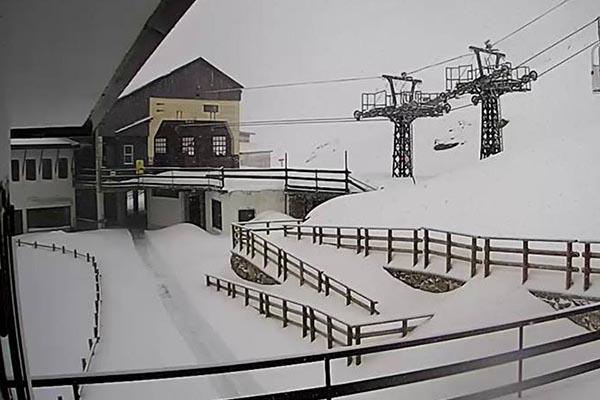 Neve oltre i 60 centimetri sui monti